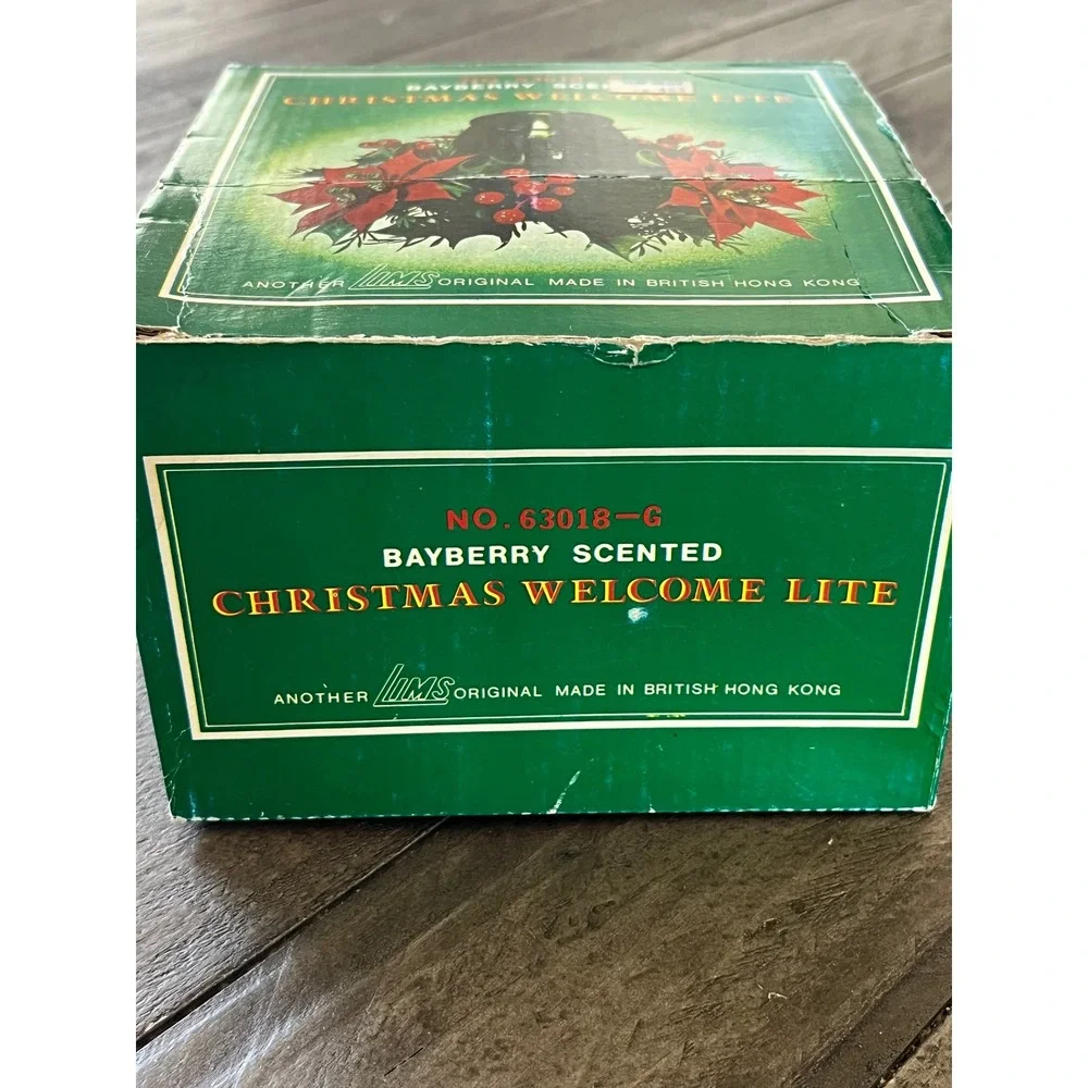 Vintage Christmas Welcome Lite Poinsettia Candle Holder Green Glass HongKong